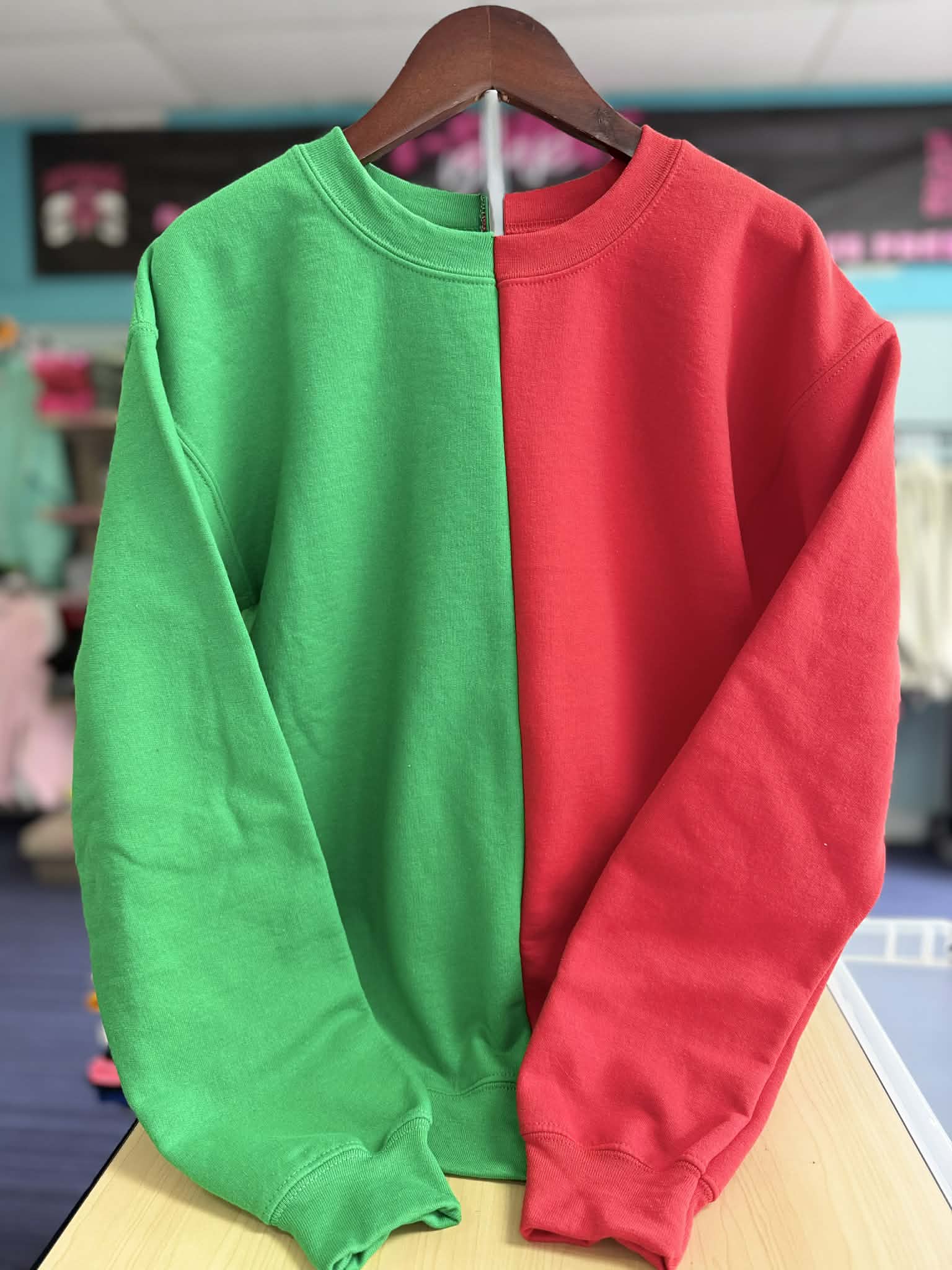 Gildan Splitcrew Crewneck - Image 9