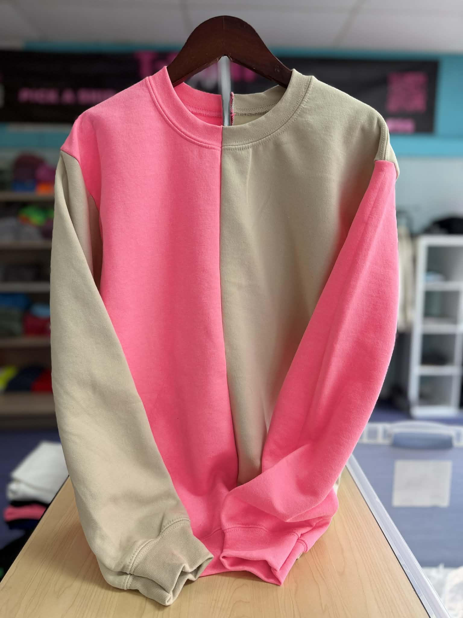 Gildan Splitcrew Crewneck - Image 7