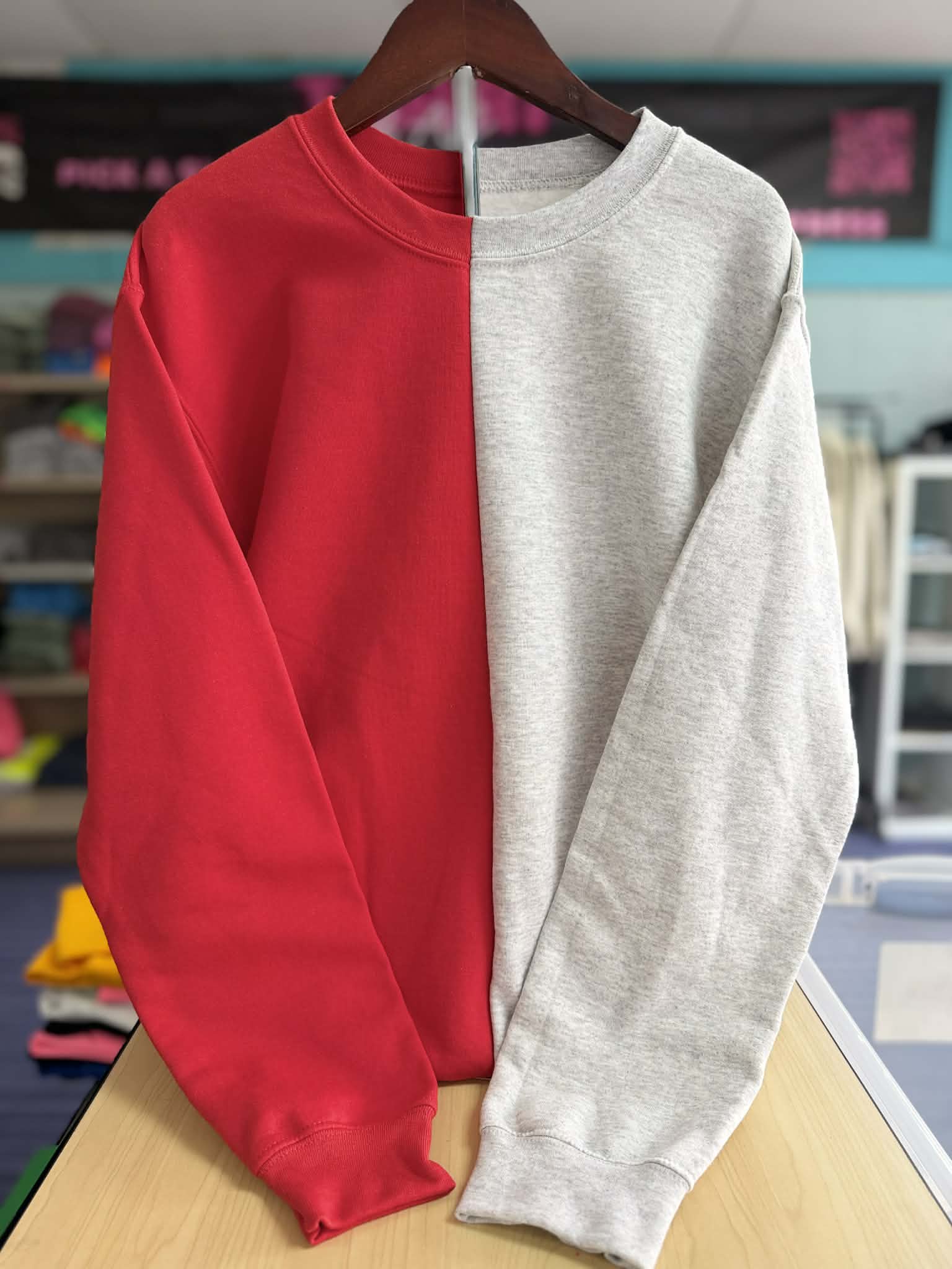 Gildan Splitcrew Crewneck - Image 8